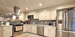 7823 PAINTED DAISY Drive Gallery 1