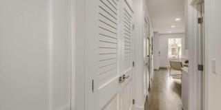 Columbia Heights 2BR 2BA w/Parking & Private Patio Garden Gallery 25