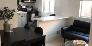 4206 Washington Boulevard Gallery 1