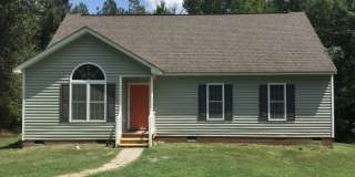 Convenient to Fort Pickett - Blackstone area Gallery 1