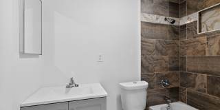 Charming 4BR Duplex in San Diego Gallery 44
