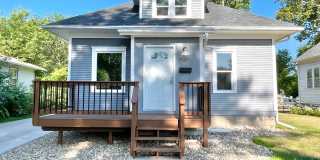 Newly Remodeled 2 Bed 1.5 Bath Home will Large Oversized 2-Stall Garage! Gallery 1