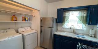 Charming 1BR Townhome in San Antonio Gallery 10