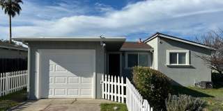 Adorable Two Bedroom in San Juan Bautista! Gallery 1