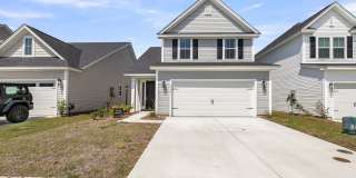 Beautiful 3 bedroom 2.5 bathroom two story home available in North Charleston! Gallery 1
