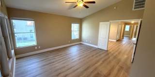136 Serenade Court Gallery 23