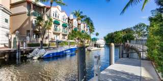 310 SE 11th Ave 310 SE 11th Ave Gallery 15