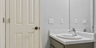 Great Location - 3/2 close to Downtown Bentonville! Gallery 18