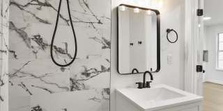 Room in 4 Bedroom Home at Fair St SW Gallery 15