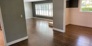 Charming 3 bdrm / 2 bath Home, Minutes from Sonoma Square Charming 3 bdrm / 2 bath Home, Minutes from Sonoma Square Gallery 6