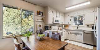 3907 Solano Place Northeast Gallery 9