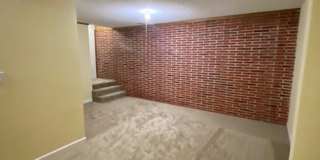 3 Bedroom 2 1/2 Bathroom Townhouse- CLOSE TO MSU- Gallery 28