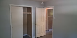 5421 Colonial Oaks Drive N 5421 Colonial Oaks Drive N Gallery 1