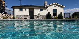 Great 2 bed 1 bath condo with pool and pickleball courts Gallery 4
