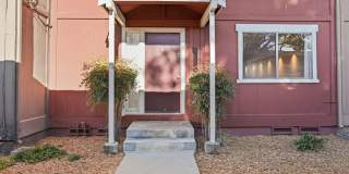 Remodeled 2 Story 3 Bed 1.5 Bath Townhome in Mountain View Gallery 1