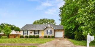 Pet Friendly Three Bedroom! Gallery 1