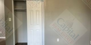 Convenient Location Gallery 21