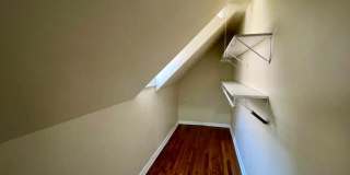 4139 N Western Gallery 6