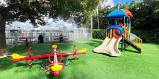 Intracoastal Yacht Club Gallery 16