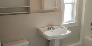 Furnished 3 Bedroom, 1 Bathroom Furnished 3 Bedroom, 1 Bathroom Gallery 16