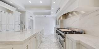 55 La Gorce Cir Gallery 15