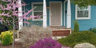 5835 Broadway Gallery 1