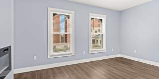 640 Neil Avenue Gallery 44