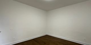 73 W 12th St Gallery 8