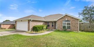 1002 Applewood Circle Gallery 2