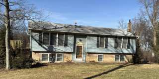 18077 RAVEN ROCKS Road Gallery 1