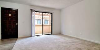 Remodeled 3bd 3-Story Townhouse With Attached Garage Remodeled 3bd 3-Story Townhouse With Attached Garage Gallery 9