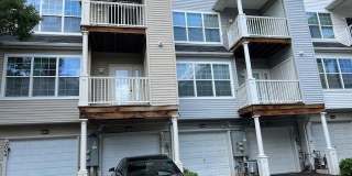 2066 UNIVERSITY Boulevard W unit: 7 Gallery 1