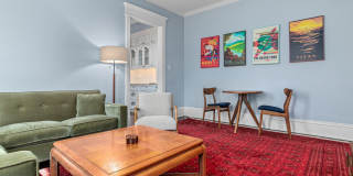 Stunning 3 bedroom main floor unit in prime Saint Paul location. Gallery 12
