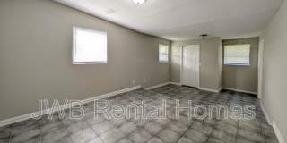 7762 Lake Park Dr Gallery 10