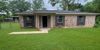 3 Bedroom Single Family House 1253 Athey Rd in Mobile, AL 36608 3 Bedroom Single Family House 1253 Athey Rd in Mobile, AL 36608 Gallery 1