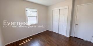 11912 Beacon Avenue Gallery 17