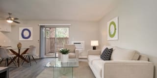 St. Charles Oaks Apartments Gallery 33