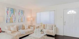 Charming 2BR Townhome in Hayward Charming 2BR Townhome in Hayward Gallery 8