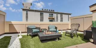 3 Bed | 3 Bath | Five Points Townhome | Available September 1 Gallery 17