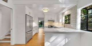 1758 CLEAR VIEW Dr Gallery 9