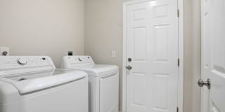 Stunning Short Term Rental! Gallery 11