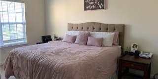 Cute, Convenient Townhome! Gallery 13