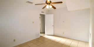 100 SE Celestia Court Gallery 8