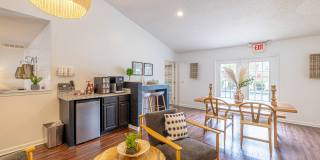 Hawk Ridge Apartments Gallery 12