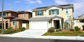 Beautiful 2024 Built DR Horton Home with Loft, Solar & Modern Upgrades Gallery 1