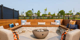 The Hillmont Gallery 27