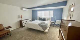 3 Bedroom 2 Bathroom - Fully Furnished - Mid Century Modern Gallery 12