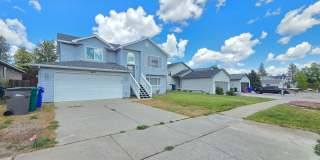 $2,500 - 3 Bed / 2 Bath Beautiful and Spacious Home with a Fully Fenced backyard Gallery 27