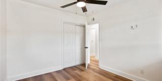 413 N Paulina Gallery 21