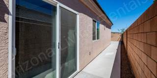 DON'T MISS THIS THREE BEDROOM TOWNHOUSE IN A PRIME LOCATION Gallery 28